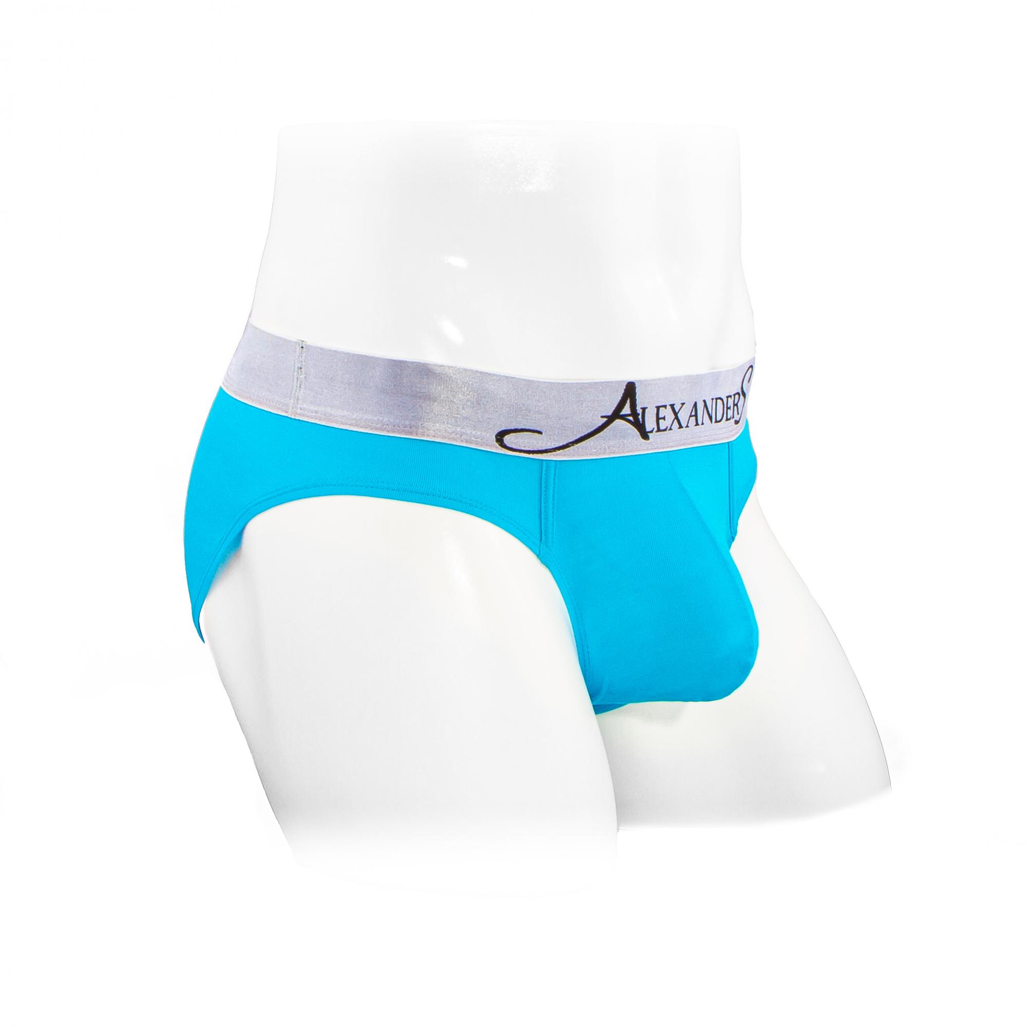 Shop men's underwear at AlexanderS for multipacks, hipsters, classic briefs, and more. Find the best coverage, colours, and styles all in one package.