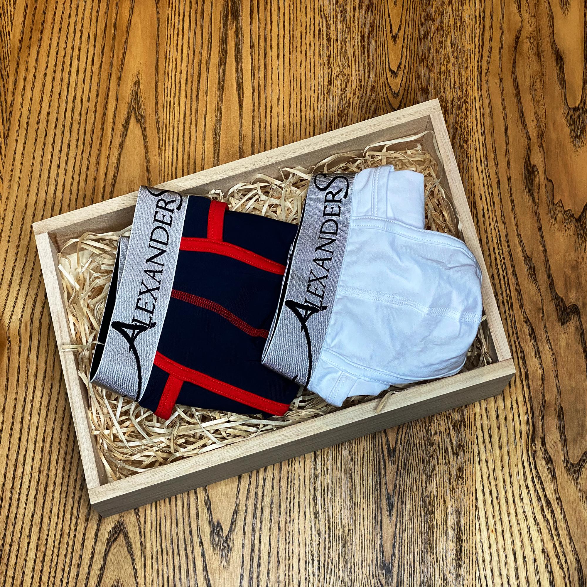 Pack of 2 everyday essentials. Shop men's underwear at AlexanderS for multipacks, hipsters, classic briefs, and more.